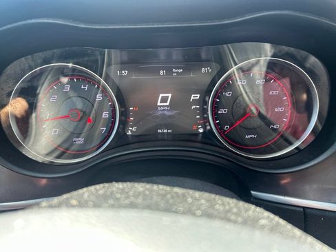 Used 2019 Dodge Charger SXT RWD image 11