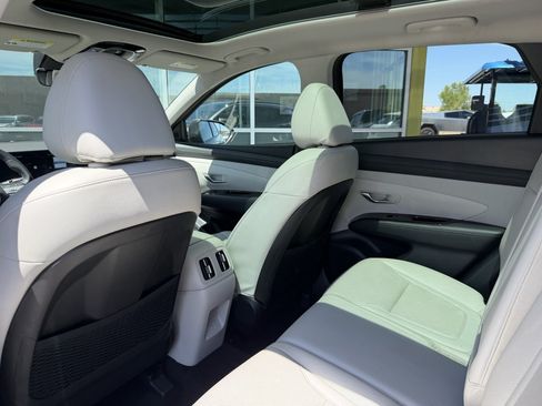 Used 2025 Hyundai Tucson Limited FWD image 35