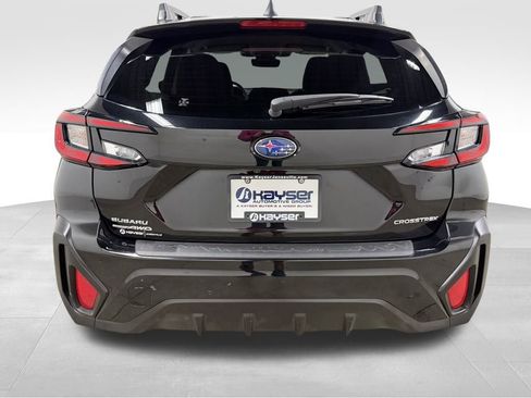 Used 2024 Subaru Crosstrek 2.0i Premium w/ Popular Package #3 image 10