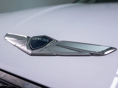 Used 2023 Genesis Electrified G80 AWD/4WD image 5