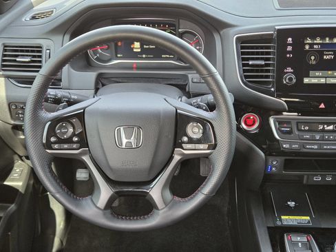 Used 2024 Honda Passport Black Edition image 31
