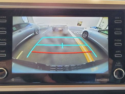 Used 2022 Toyota Tacoma SR5 w/ Trail Edition image 14