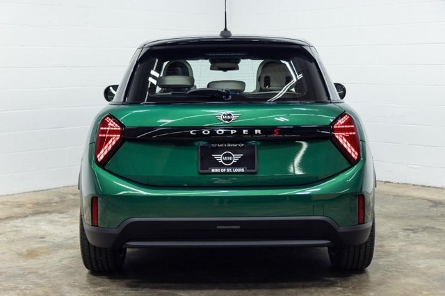 Certified 2026 MINI Cooper S FWD image 10