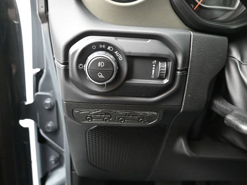 New 2026 Jeep Gladiator Mojave image 14