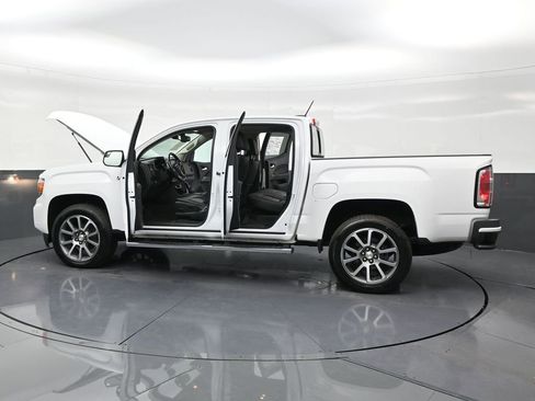 Used 2022 GMC Canyon Denali image 31