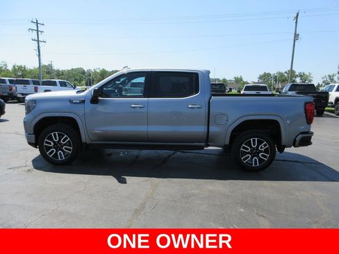 Certified 2024 GMC Sierra 1500 AT4 w/ Technology Package AWD/4WD image 11