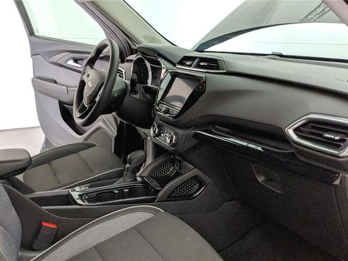 Used 2021 Chevrolet TrailBlazer LT w/ Convenience Package image 17