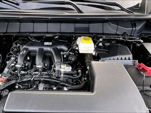 New 2026 Nissan Pathfinder SL image 16