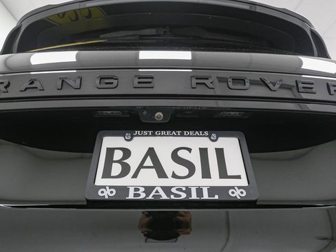 Used 2023 Land Rover Range Rover Evoque S image 12