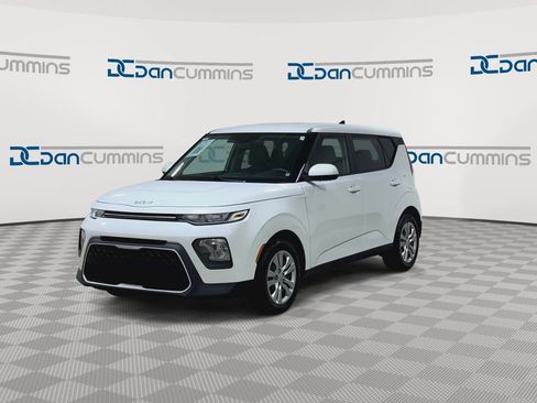 Used 2022 Kia Soul LX FWD image 5