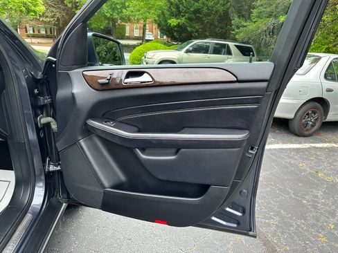 Used 2015 Mercedes-Benz ML 350 2WD image 24