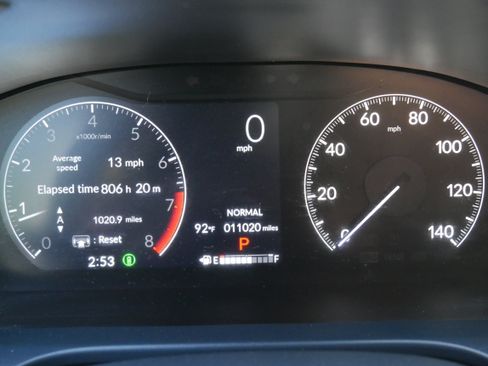 Used 2025 Honda HR-V Sport image 29