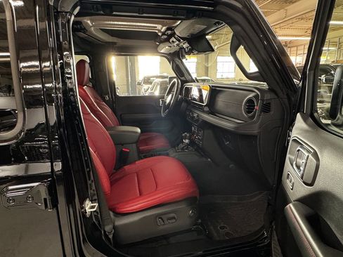 Used 2024 Jeep Wrangler Unlimited Rubicon 392 w/ Dual Top Group image 14