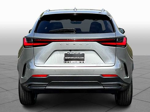 Used 2025 Lexus NX 450h+ AWD w/ Accessory Package (Z1) image 4