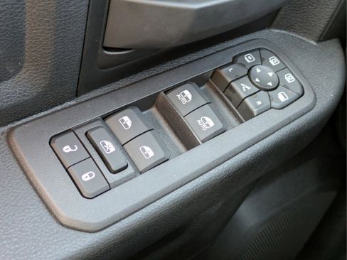 New 2026 RAM 2500 Tradesman AWD/4WD image 25