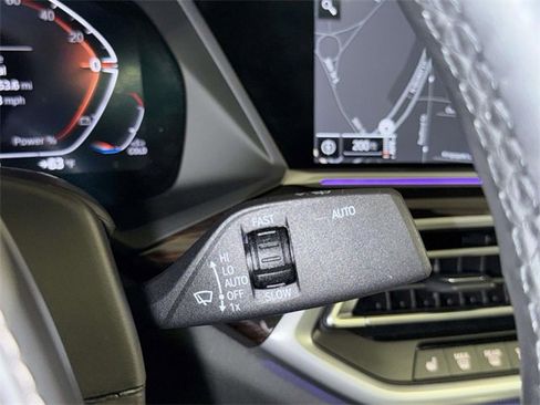 Used 2021 BMW X6 xDrive40i w/ M Sport Package image 29