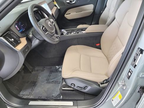 New 2026 Volvo XC60 B5 Plus w/ Protection Package Premier AWD/4WD image 9