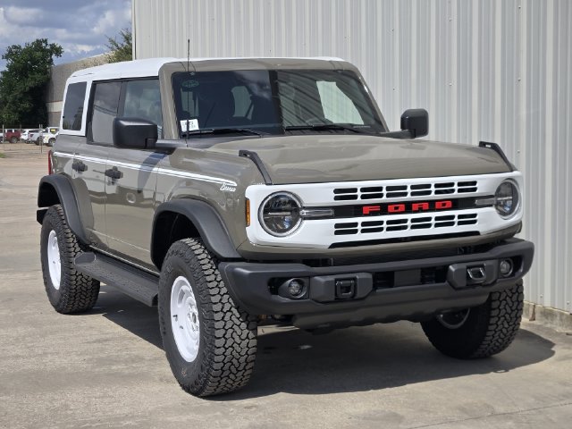 New 2026 Ford Bronco Heritage Edition AWD/4WD image 2