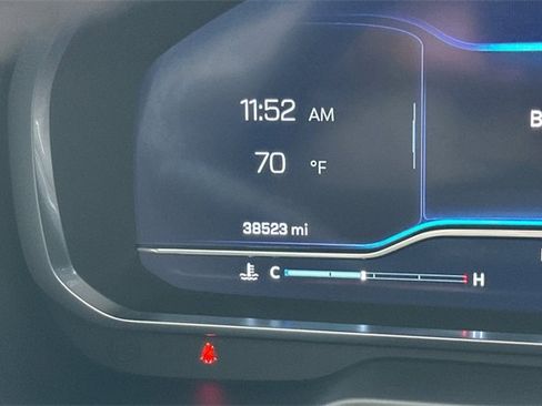 Used 2022 Chevrolet Tahoe Z71 w/ Z71 Off-Road Package image 43