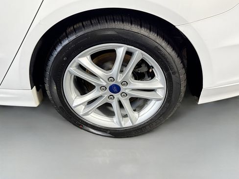 Used 2018 Ford Fusion S FWD image 37