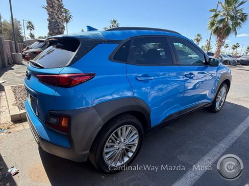 Used 2021 Hyundai Kona SEL Plus FWD image 3