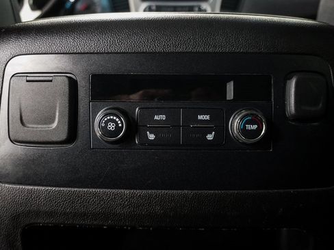 Used 2017 GMC Yukon SLT image 15