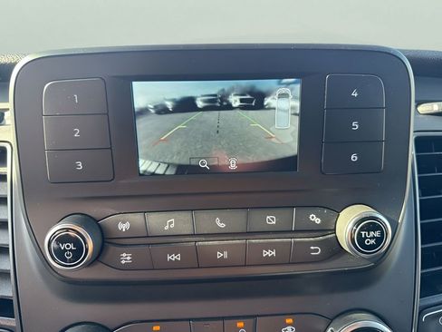 Used 2020 Ford Transit 250 Low Roof AWD image 16