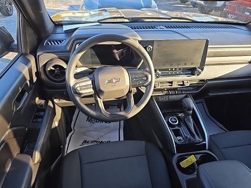 Used 2023 Chevrolet Colorado Trail Boss w/ Advanced Trailering Package image 6