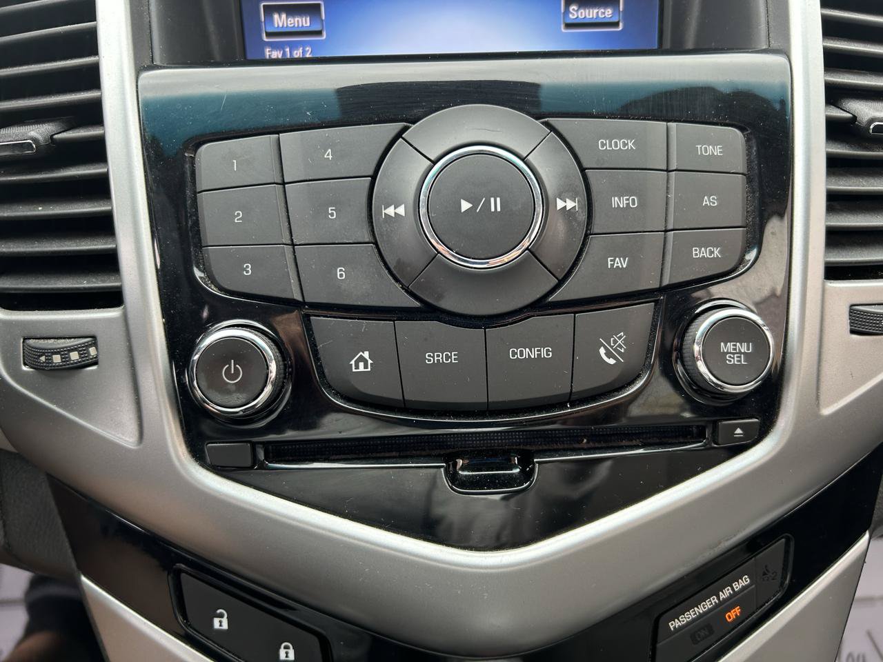 Used 2014 Chevrolet Cruze LT FWD image 24