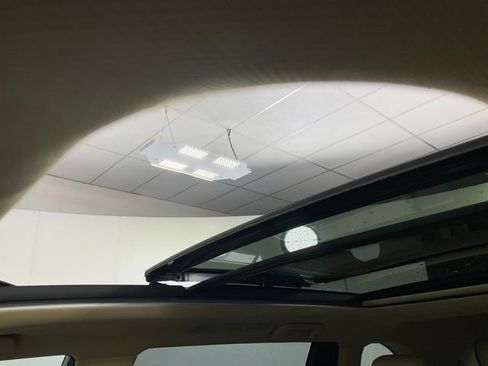 Used 2017 Toyota Highlander Limited Platinum w/ Carpet Mat Package AWD/4WD image 27
