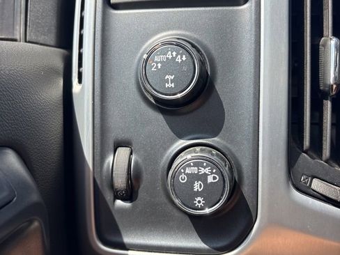 Used 2018 GMC Sierra 1500 SLT w/ SLT Premium Package AWD/4WD image 31