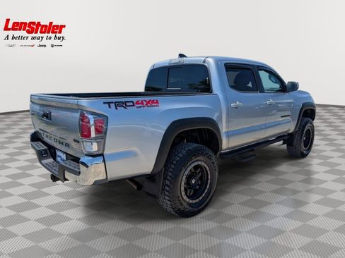 Used 2023 Toyota Tacoma TRD Off-Road AWD/4WD image 5