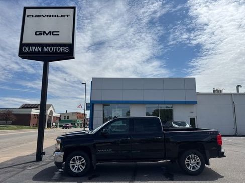 Used 2018 Chevrolet Silverado 1500 LT w/ All Star Edition AWD/4WD image 2