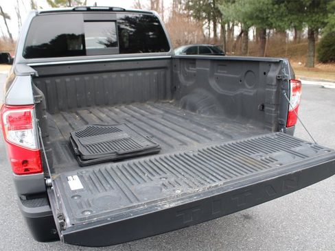 Used 2023 Nissan Titan S w/ S Utility Package image 31