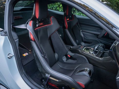 Used 2023 BMW M4 CSL image 65