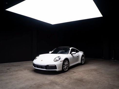 Used 2020 Porsche 911 Carrera 4S AWD/4WD image 52