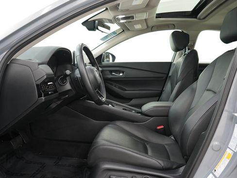 Used 2023 Honda Accord EX-L image 18