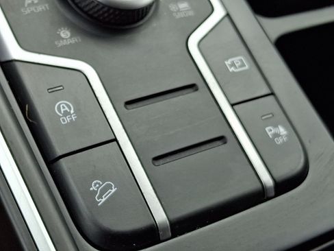 Used 2022 Kia Sorento S AWD/4WD image 26