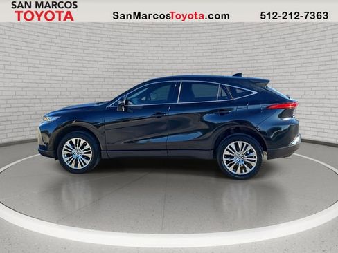 Used 2024 Toyota Venza Limited image 8