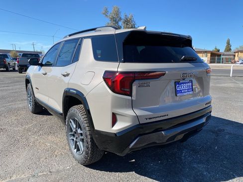 New 2026 GMC Terrain AT4 w/ LPO, Black Badging Package AWD/4WD image 21