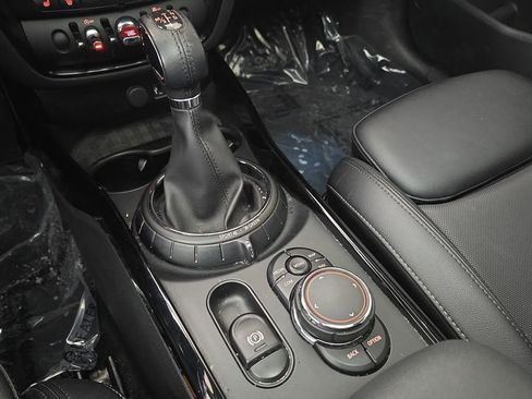 Used 2017 MINI Cooper Clubman S image 21