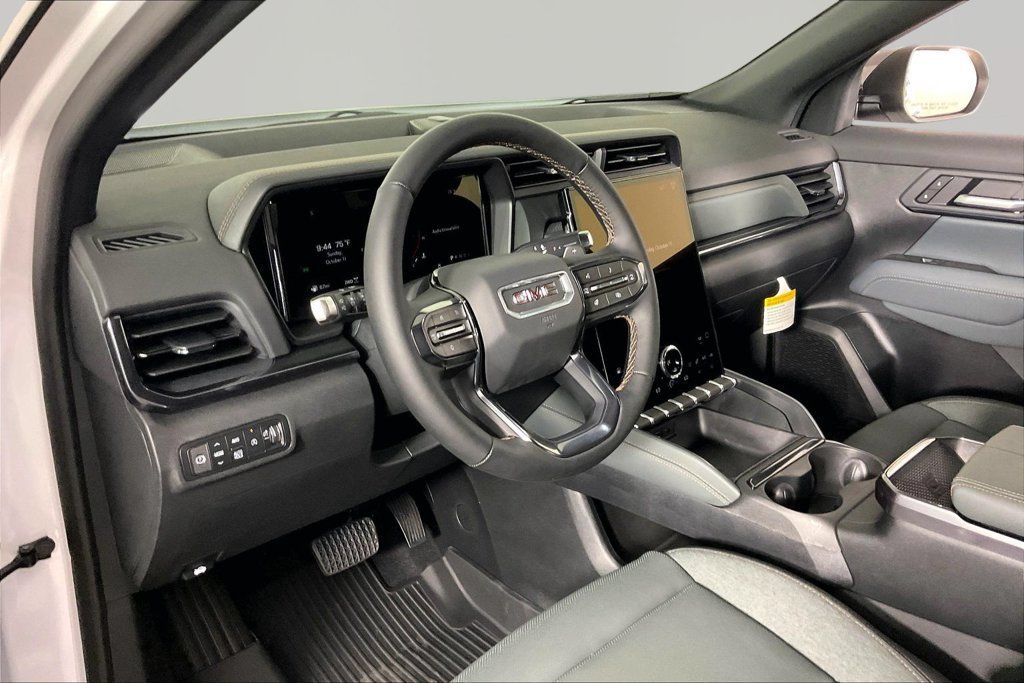 New 2027 GMC Terrain AT4 w/ Convenience Package III AWD/4WD image 8
