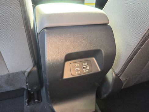 Certified 2025 Subaru Crosstrek 2.0i Premium image 25