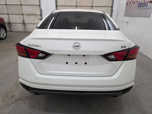 Used 2019 Nissan Altima 2.5 SR image 14