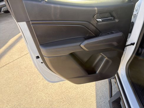 Used 2023 Chevrolet Colorado LT w/ LT Convenience Package image 22