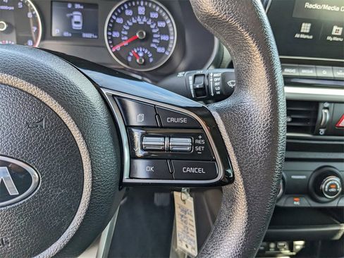 Certified 2021 Kia Forte LXS image 28