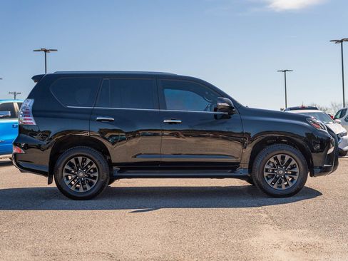 Used 2023 Lexus GX 460 Premium w/ Premium Package AWD/4WD image 7