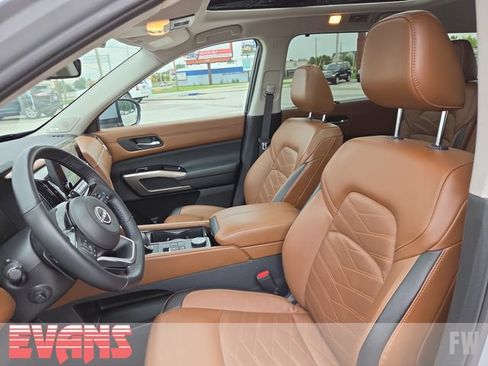 Used 2023 Nissan Pathfinder Platinum AWD/4WD image 20