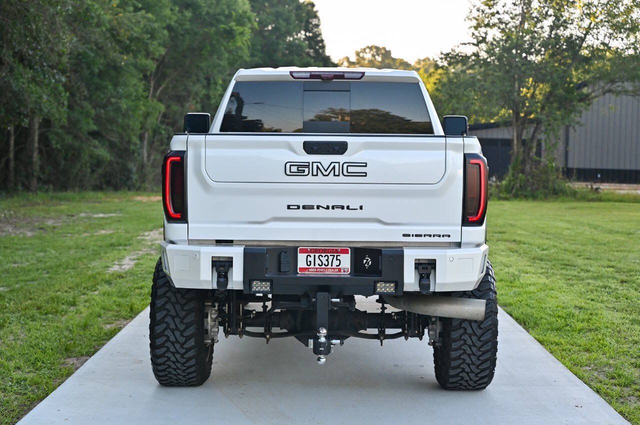 Used 2021 GMC Sierra 3500 Denali w/ Denali Ultimate Package AWD/4WD image 11