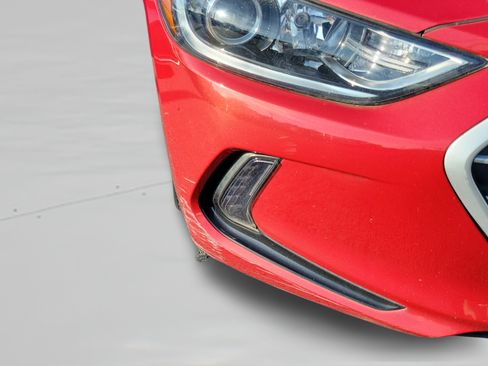 Used 2018 Hyundai Elantra Value Edition w/ Cargo Package FWD image 14